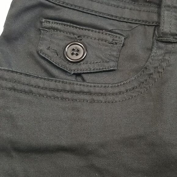 Revolution by Ricki's Shorts Women's Size 12 Trouser Cut Dark Wash Pockets - Picture 3 of 6